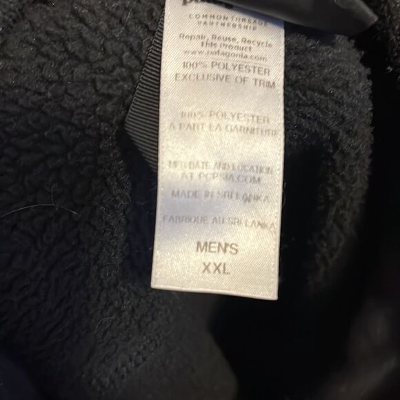 Patagonia Black Zipper Closure Fleece - Picture 8 of 10